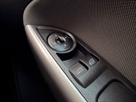 2012 Ford Focus - photo 12