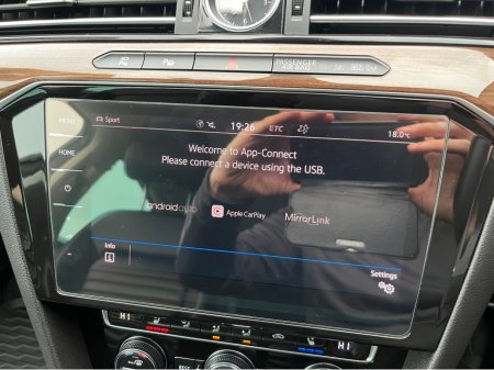 2018 Volkswagen Passat - photo 24