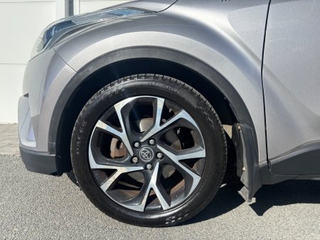 2019 Toyota C-HR - photo 17