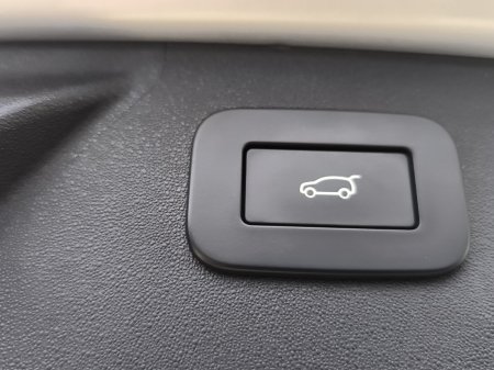 2023 Land Rover Discovery Sport - photo 15