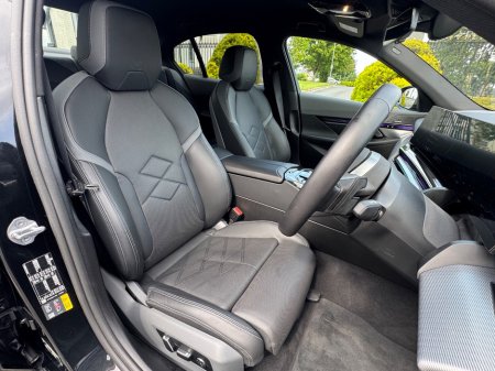 2024 BMW 5-Series - photo 11