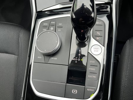 2022 BMW 3-Series - photo 23