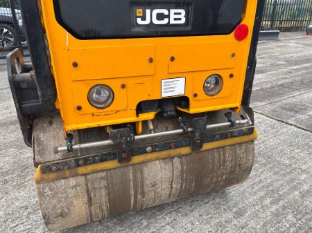 0 JCB  - photo 13