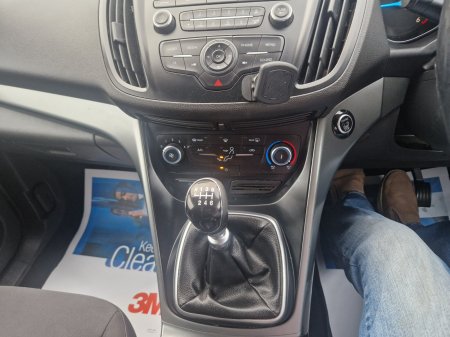 2019 Ford Kuga - photo 11