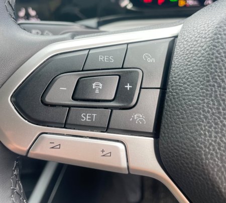 2022 Volkswagen Golf - photo 10