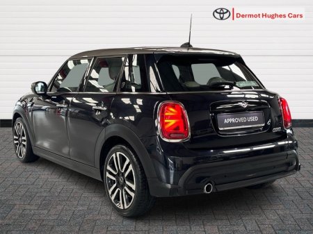 2022 Mini Cooper - photo 2