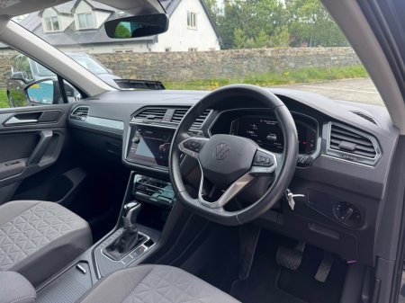 2022 Volkswagen Tiguan - photo 5