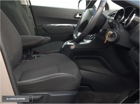 2015 Peugeot 5008 - photo 4