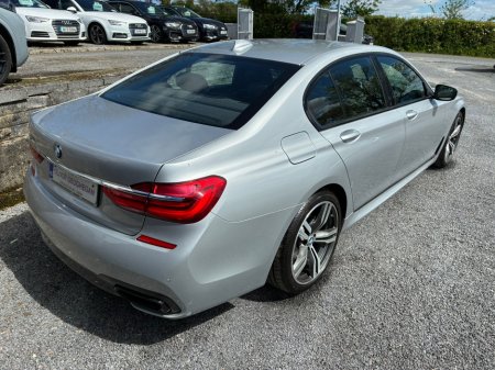 2016 BMW 7-Series - photo 2
