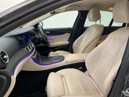 2022 Mercedes-Benz E-Class - photo 13