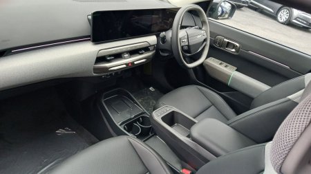 2027 Kia EV4 - photo 3