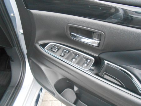 2017 Mitsubishi Outlander - photo 19