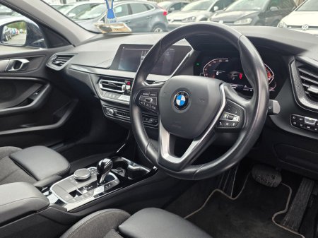 2022 BMW 1-Series - photo 14