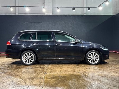 2019 Volkswagen Golf - photo 2