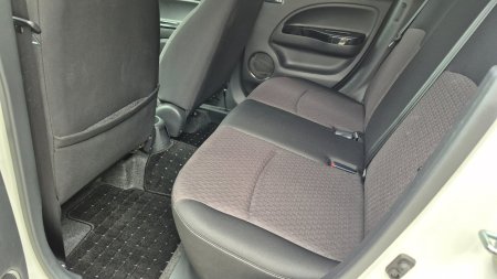 2017 Mitsubishi Mirage - photo 11