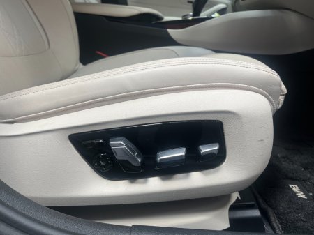 2021 BMW 5-Series - photo 15