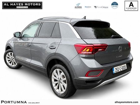 2025 Volkswagen T-Roc - photo 3