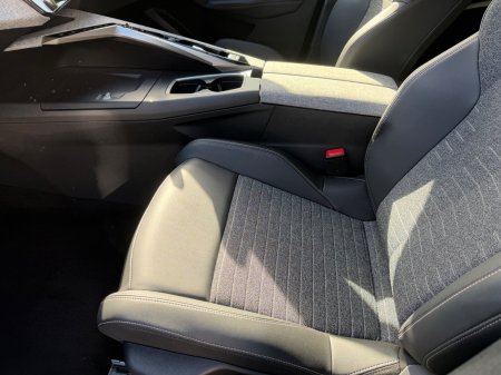 2025 Peugeot 5008 - photo 9