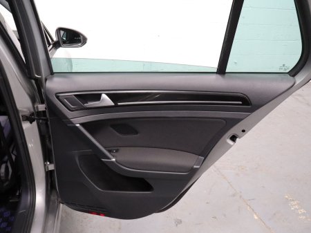 2017 Volkswagen Golf - photo 28