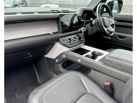 2025 Land Rover Defender - photo 24