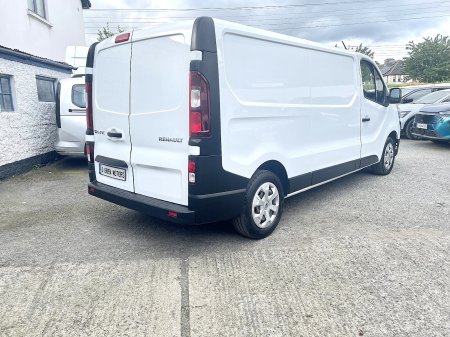 2023 Renault Trafic - photo 9