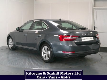 2020 Skoda Superb - photo 5