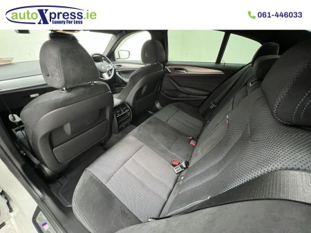 2020 BMW 5-Series - photo 6