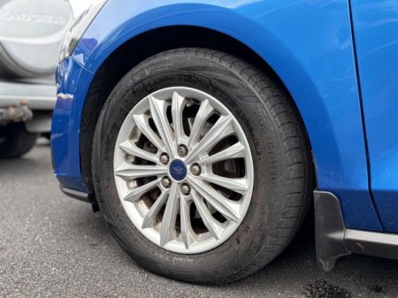 2019 Ford Focus - photo 6