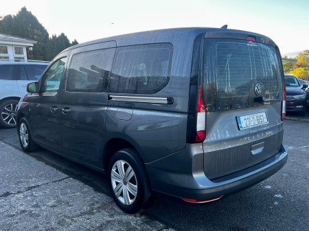 2023 Volkswagen Caddy - photo 2