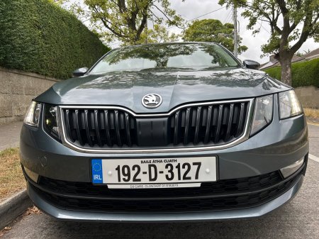 2019 Skoda Octavia - photo 2