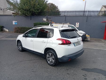 2017 Peugeot 2008 - photo 4