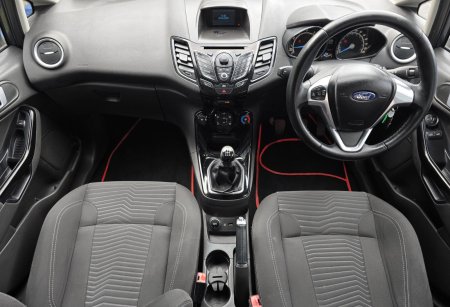 2014 Ford Fiesta - photo 13