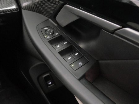2024 BMW 5-Series - photo 21