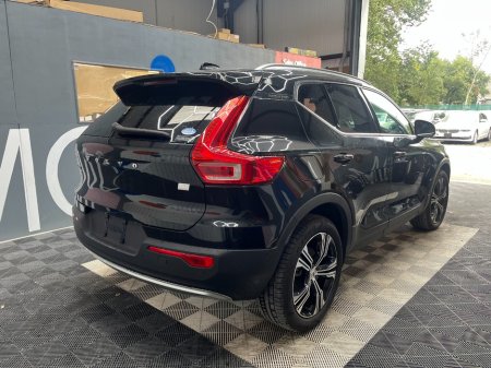 2021 Volvo XC40 - photo 3