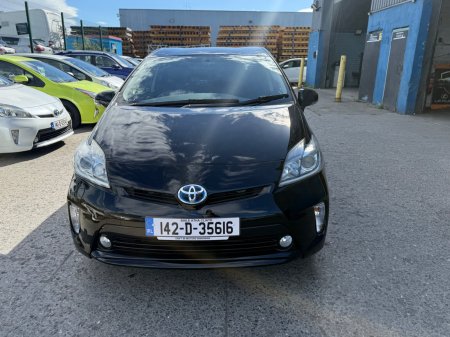 2014 Toyota Prius - photo 2