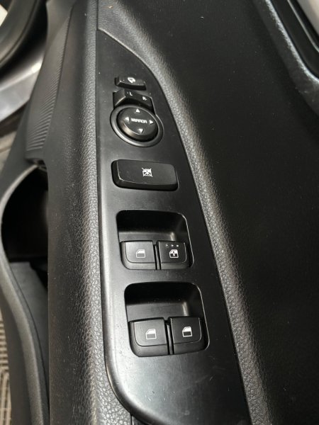 2018 Kia Stonic - photo 17