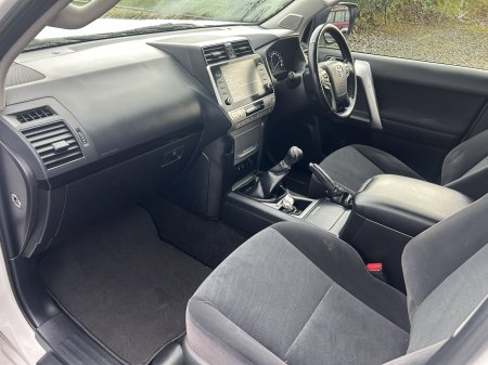 2021 Toyota Land Cruiser - photo 6