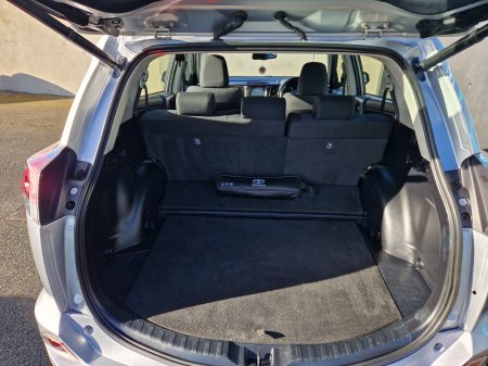 2018 Toyota RAV4 - photo 12