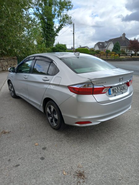 2016 Honda Grace - photo 6
