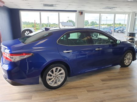 2021 Toyota Camry - photo 4