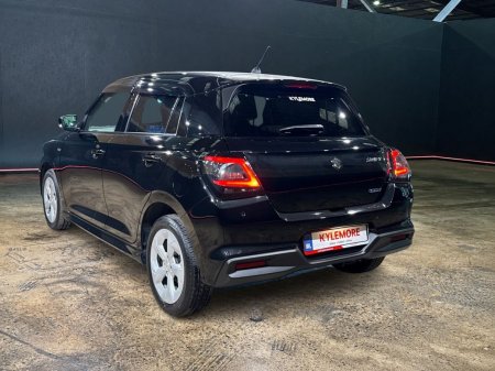 2024 Suzuki Swift - photo 5