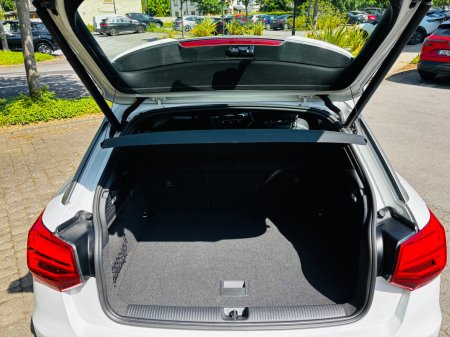 2020 Audi SQ2 - photo 13