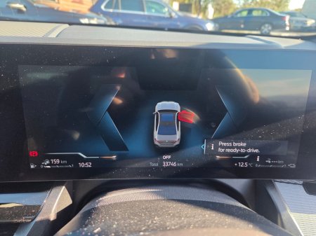 2024 BMW 5-Series - photo 6