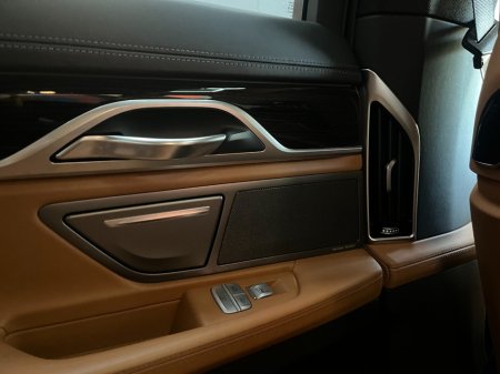 2017 BMW 7-Series - photo 19