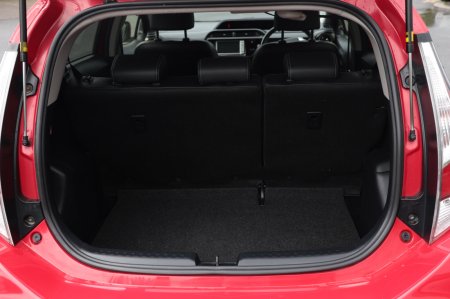 2015 Toyota Aqua - photo 16