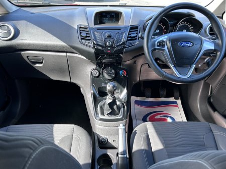 2014 Ford Fiesta - photo 20