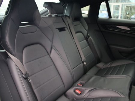 2025 Porsche Panamera - photo 13