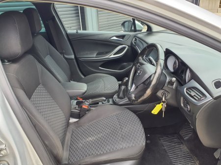 2019 Opel Astra - photo 9