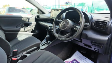 2022 Toyota Yaris - photo 11