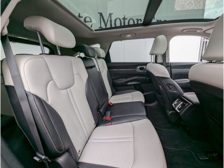 2023 Kia Sorento - photo 12